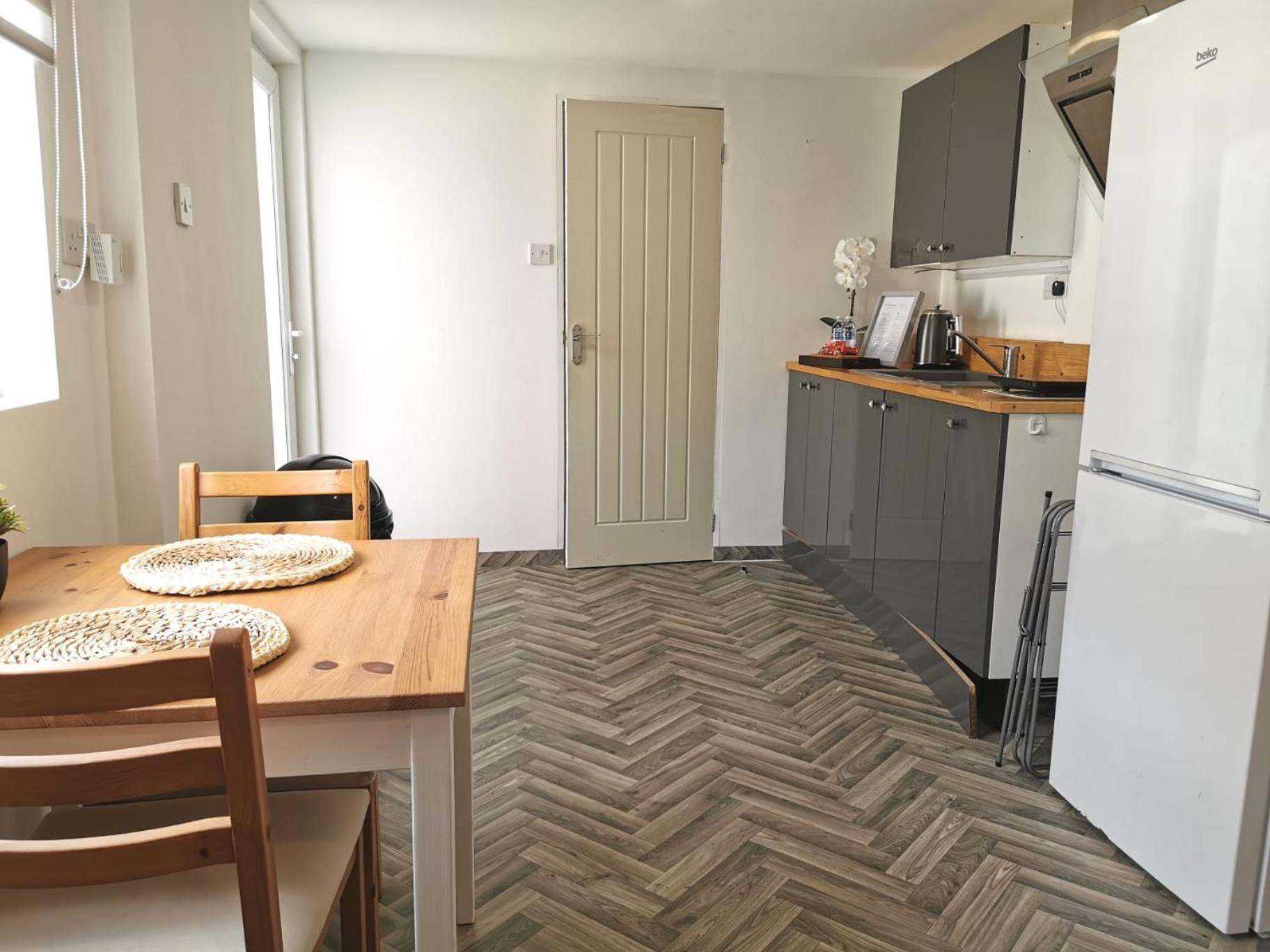 Cosy Studio In Havant! Near A3 And Staunton Country Park Εξωτερικό φωτογραφία